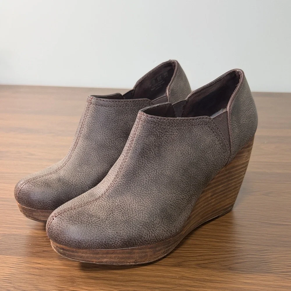 Dr. Scholls Harun Brown Faux Leather Wedge Booties Memory Foam‎ Shoes 7.5M